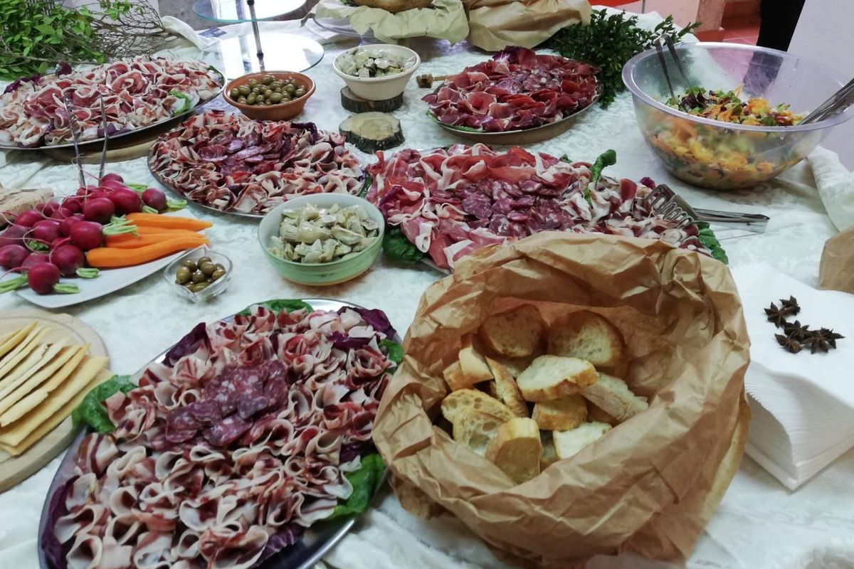 Iknos Cheese Consultant · Event Catering