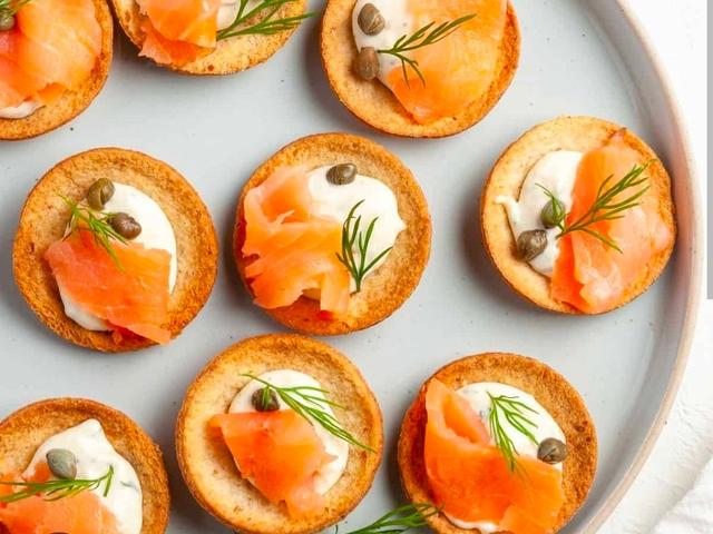 Canapé Menu