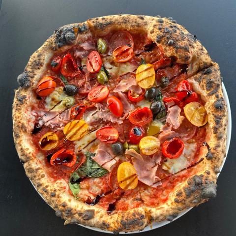 Mobile Pizzeria in your home by Chef Tainan Guterres